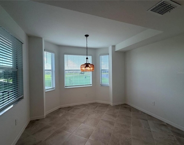 17560 Opal Sand Drive - Photo Thumbnail 6