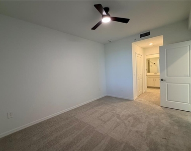17560 Opal Sand Drive - Photo Thumbnail 14
