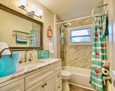 4929 Brookmeade Drive - Photo Thumbnail 9