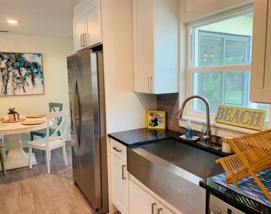 4929 Brookmeade Drive - Photo Thumbnail 3