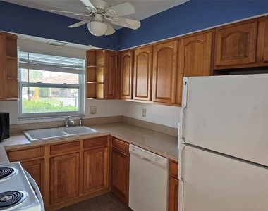 3304 Mcdill Road - Photo Thumbnail 5