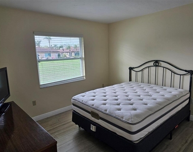 3304 Mcdill Road - Photo Thumbnail 8