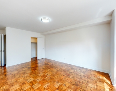 400 East 89th Street - Photo Thumbnail 5