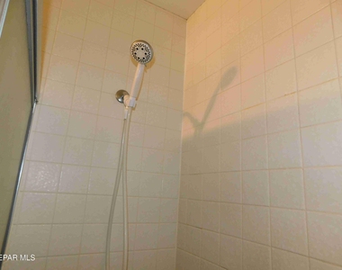 6400 Edgemere Boulevard - Photo Thumbnail 9