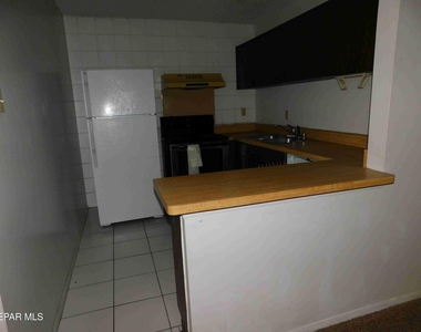 6400 Edgemere Boulevard - Photo Thumbnail 3