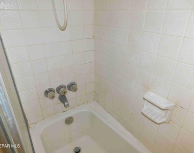 6400 Edgemere Boulevard - Photo Thumbnail 10