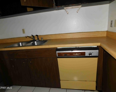 6400 Edgemere Boulevard - Photo Thumbnail 6