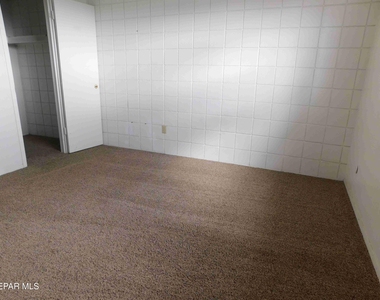 6400 Edgemere Boulevard - Photo Thumbnail 15