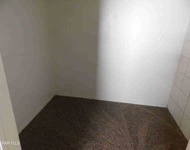 6400 Edgemere Boulevard - Photo Thumbnail 17