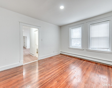 152 Oak Street - Photo Thumbnail 13