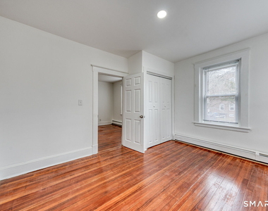 152 Oak Street - Photo Thumbnail 15