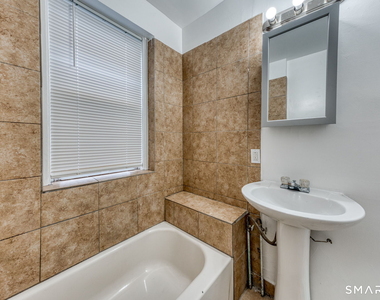 152 Oak Street - Photo Thumbnail 20
