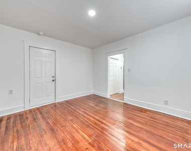 152 Oak Street - Photo Thumbnail 12