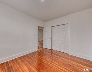 152 Oak Street - Photo Thumbnail 24
