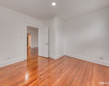 152 Oak Street - Photo Thumbnail 20