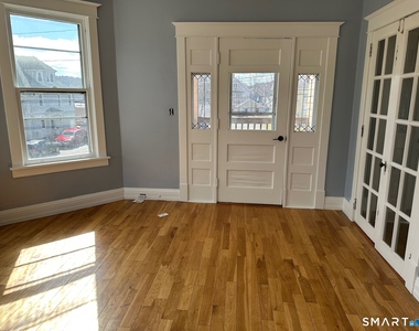20 Taylor Street - Photo Thumbnail 5