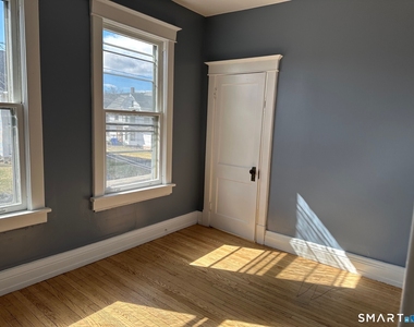 20 Taylor Street - Photo Thumbnail 6