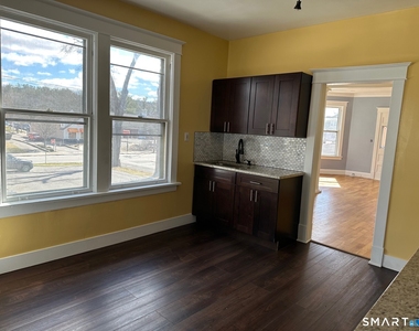 20 Taylor Street - Photo Thumbnail 9