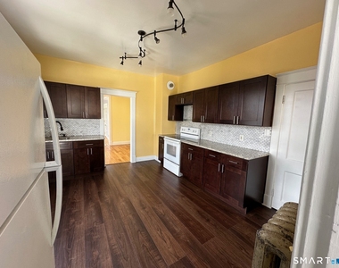 20 Taylor Street - Photo Thumbnail 11