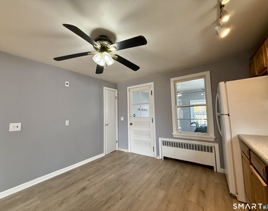 37 Alexander Avenue - Photo Thumbnail 4