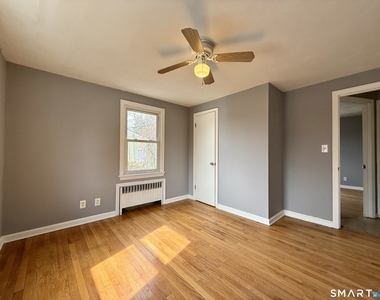 37 Alexander Avenue - Photo Thumbnail 7