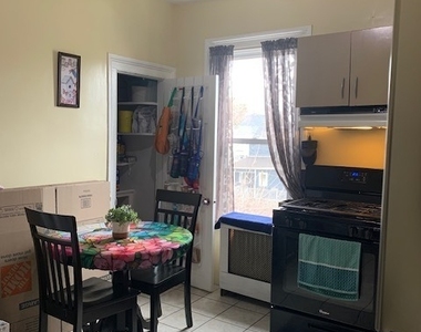 426 Union Avenue - Photo Thumbnail 1