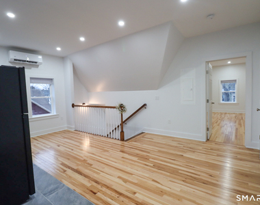 55 Channing Street - Photo Thumbnail 5