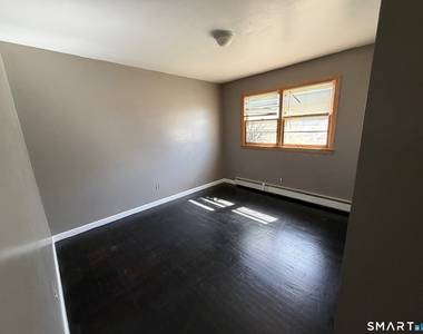 79 Rangely Street - Photo Thumbnail 3