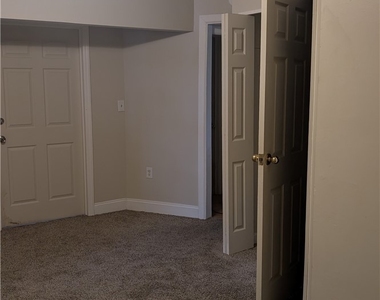 585 Fayette - Photo Thumbnail 4