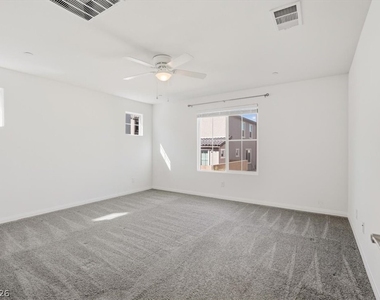 10920 Oregano Avenue - Photo Thumbnail 12