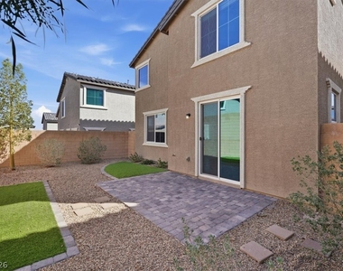 10920 Oregano Avenue - Photo Thumbnail 18