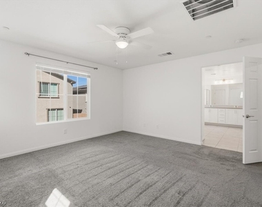 10920 Oregano Avenue - Photo Thumbnail 13