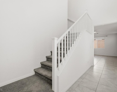 10920 Oregano Avenue - Photo Thumbnail 9