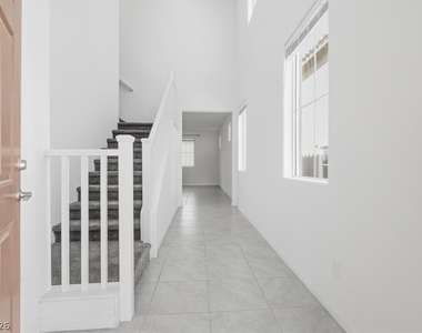 10920 Oregano Avenue - Photo Thumbnail 2