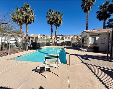 3305 Cheyenne Gardens Way - Photo Thumbnail 20