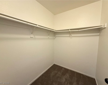 3305 Cheyenne Gardens Way - Photo Thumbnail 17