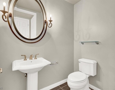 2405 W Serene Avenue - Photo Thumbnail 21