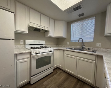 181 Bel Port Drive - Photo Thumbnail 5