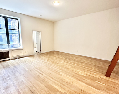  West 82nd Street - Photo Thumbnail 1