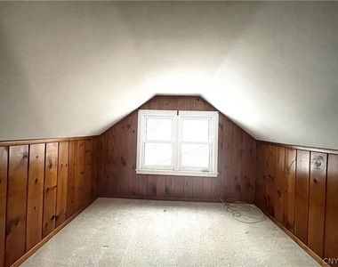 121 Wadsworth Road - Photo Thumbnail 17