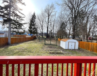 121 Wadsworth Road - Photo Thumbnail 30