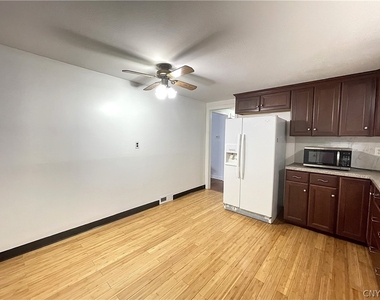 121 Wadsworth Road - Photo Thumbnail 10