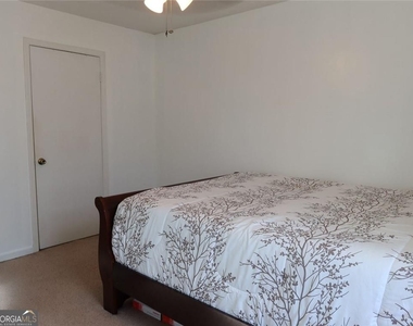 651 Mincey Woods Court - Photo Thumbnail 11