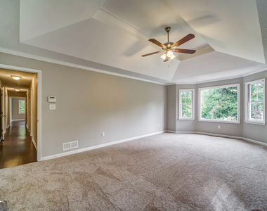 311 Mariner Circle - Photo Thumbnail 12