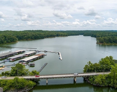 311 Mariner Circle - Photo Thumbnail 35