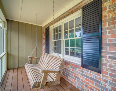311 Mariner Circle - Photo Thumbnail 1