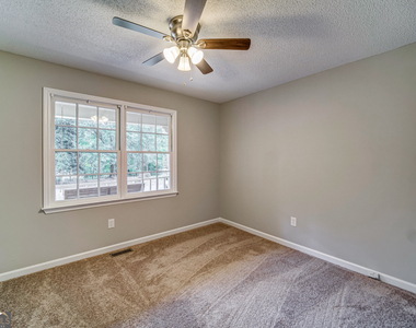 311 Mariner Circle - Photo Thumbnail 19