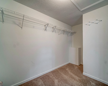 311 Mariner Circle - Photo Thumbnail 16
