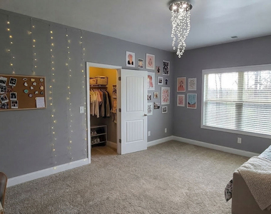 4215 Hopewell Manor Drive - Photo Thumbnail 13