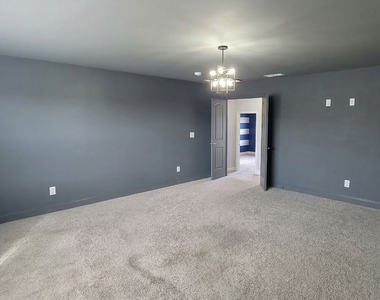 4215 Hopewell Manor Drive - Photo Thumbnail 17